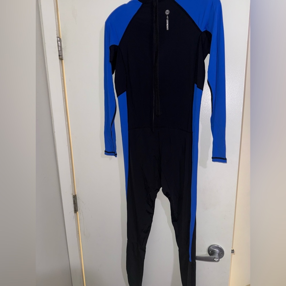 SLINX Full Body Dive Skin Rash Guard Wetsuit US Small Black Blue Stirrups - Picture 9 of 14